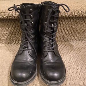 Army black boots